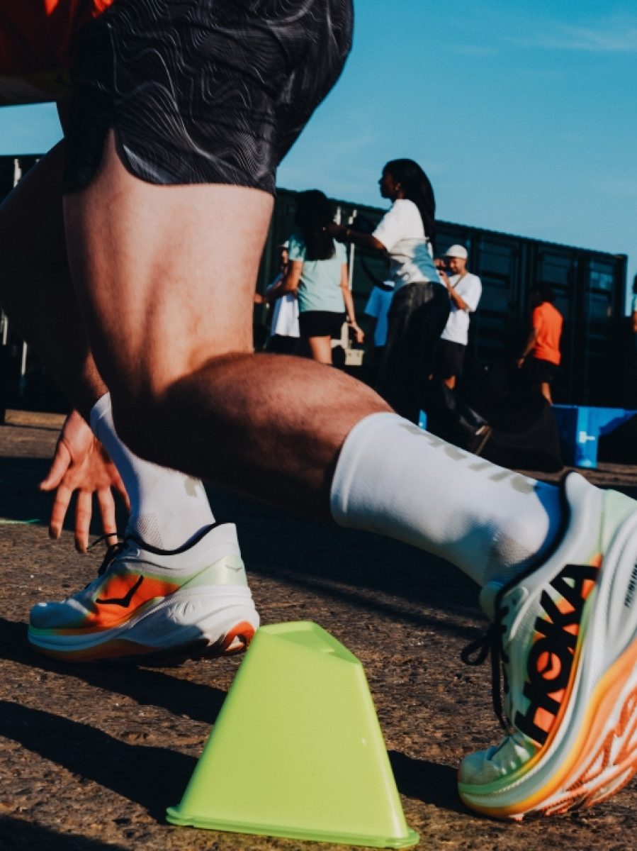 Official HOKA® - Media - front view