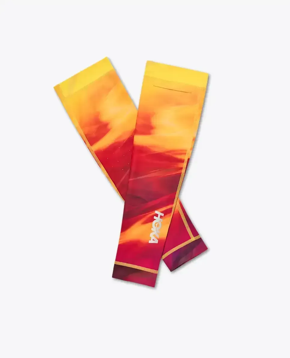 HOKA Race Day Arm Sleeve HOKA Citrus Prt - Men's Athletes Kit - front view